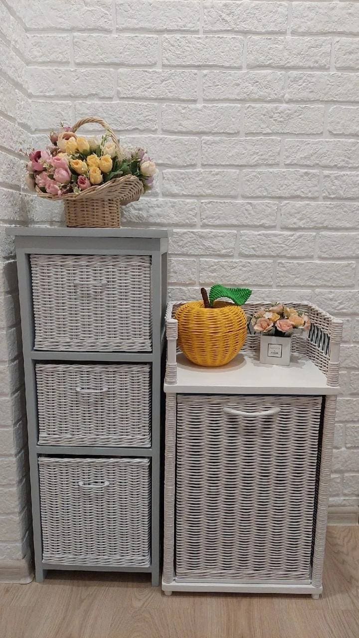 Тумбочка из бумажной лозы