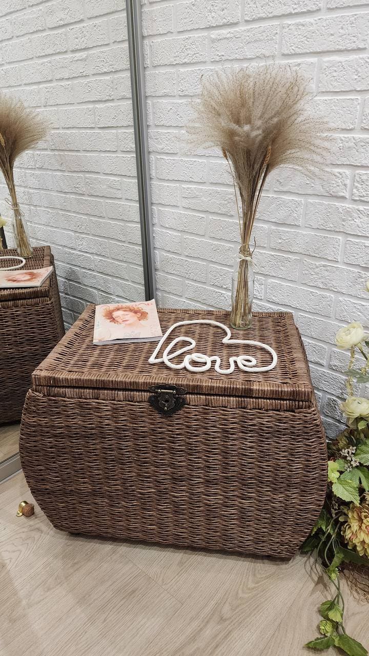 Сундук из бумажной лозы